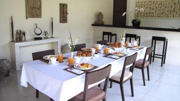 Nyaman Villa Seminyak (Bali)