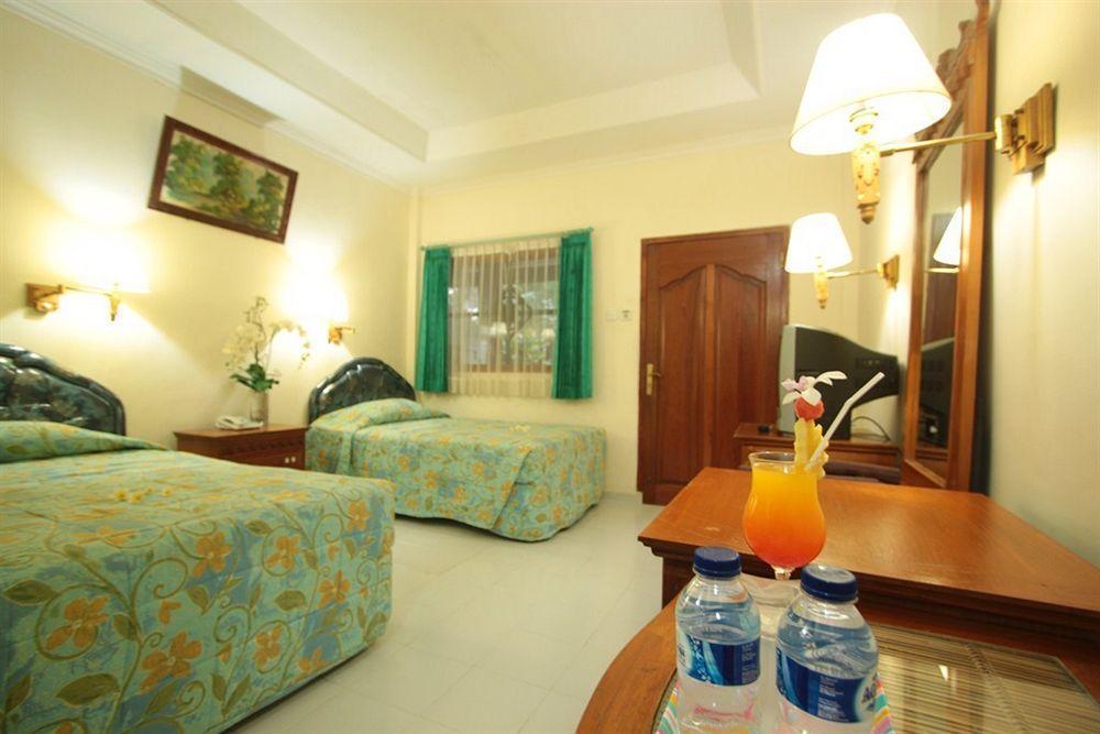 Bakung Sari 3*