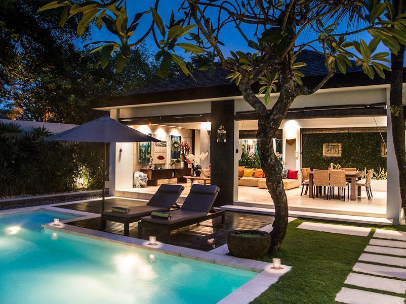 Kembali * Seminyak (Bali)