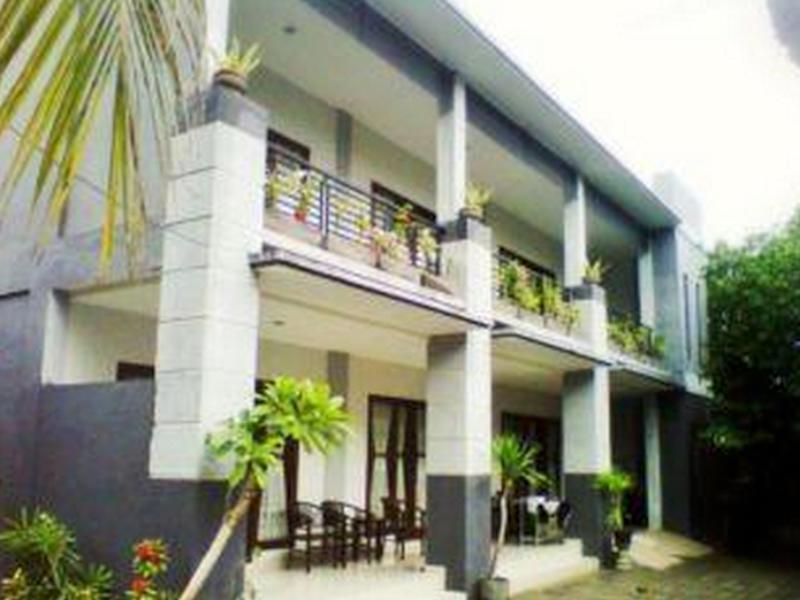 Swandewi * Kuta (Bali)