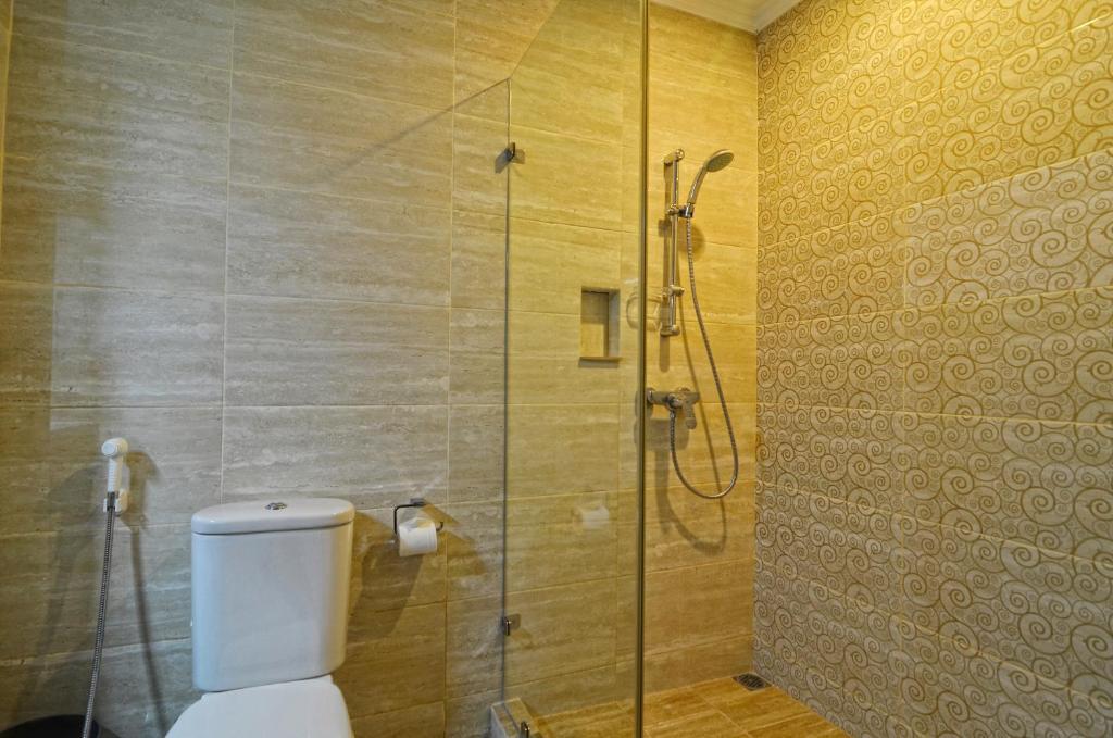 Taman Rosani & Hotel 3*