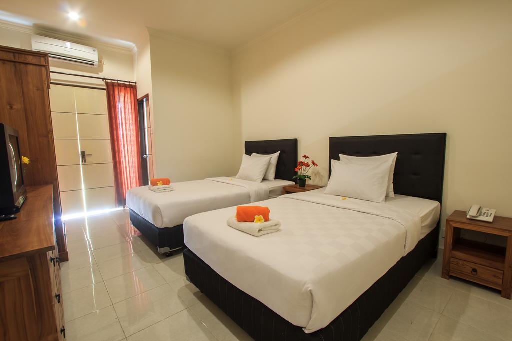 Ivanka Airport Guest house *