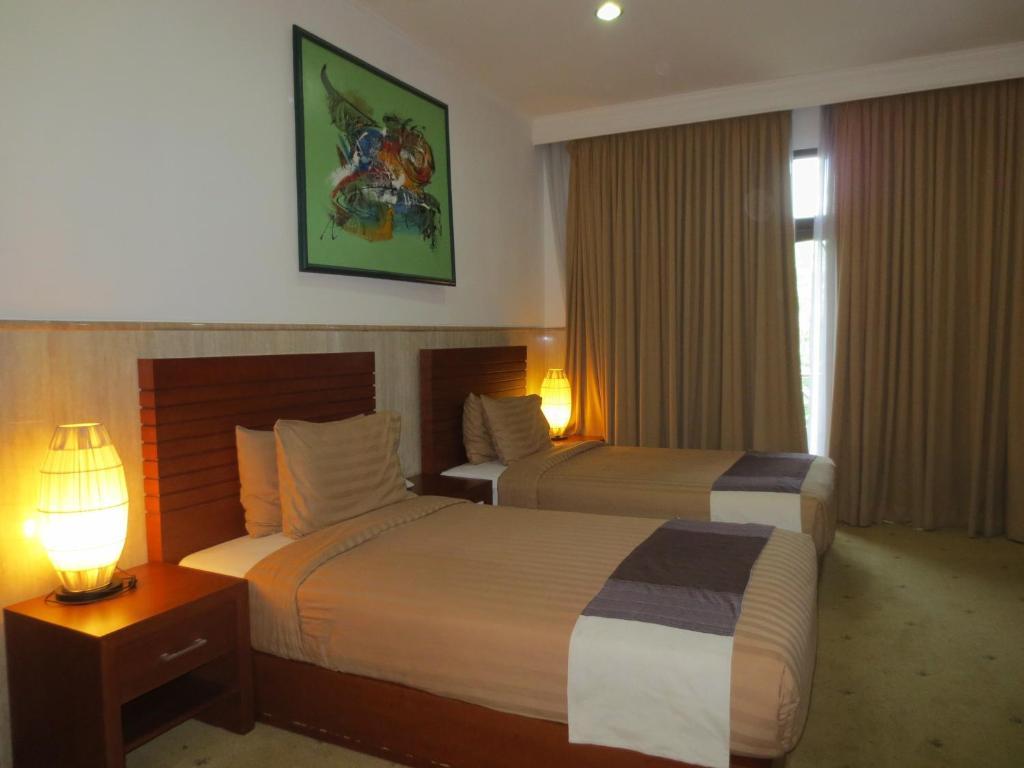 Hotel Bali Paradise 3*