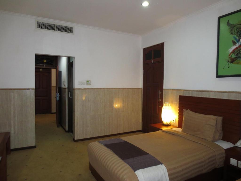 Bali Paradise Denpasar (Bali)