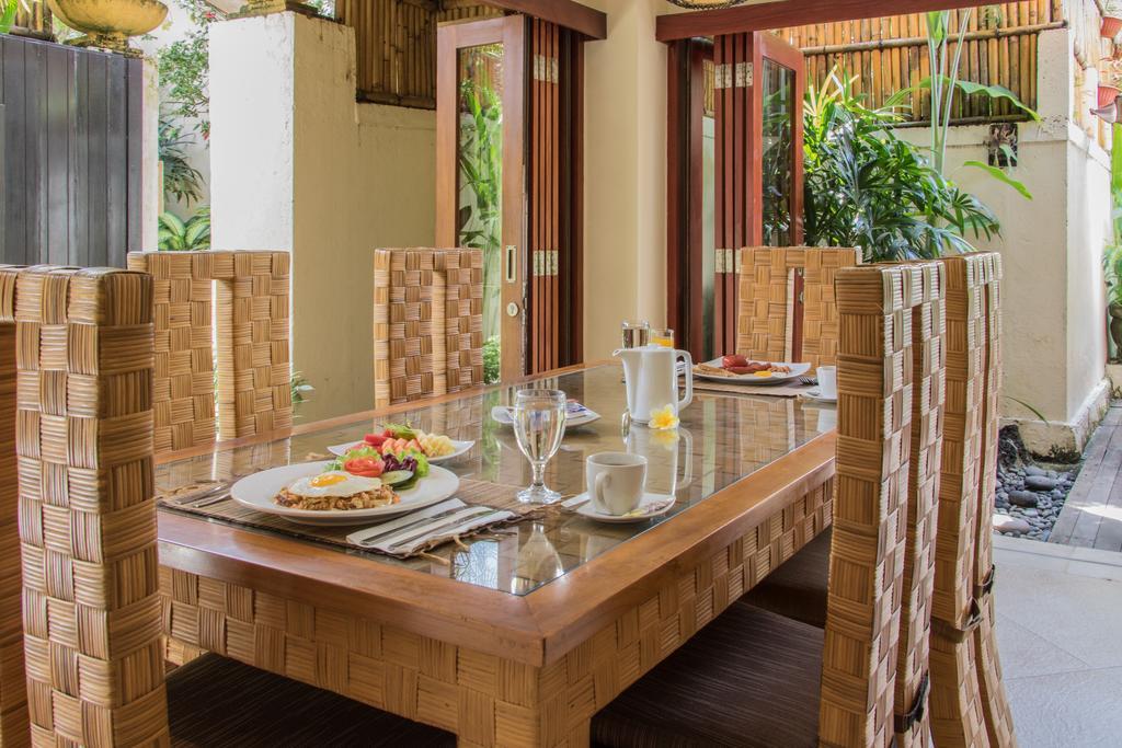 Villa Seriska Seminyak (Bali)