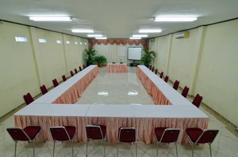 Hotel Taman Rosani & 3*
