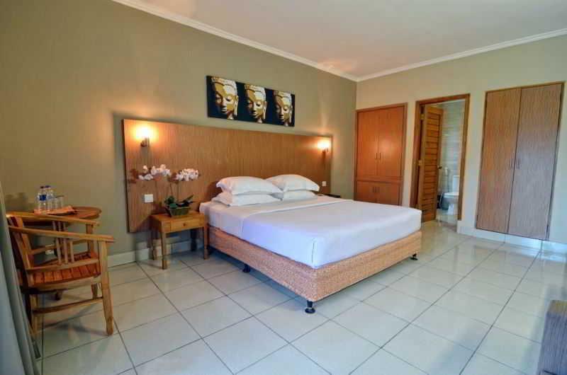Taman Rosani & 3* Seminyak (Bali)