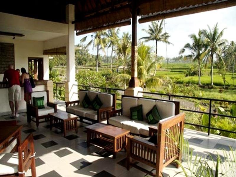 Hotel Bhanuswari & 4*