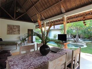 Villa Tirta Naga Bali *
