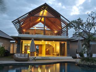 Villa Water Edge By Soscomma Pecatu (Bali)