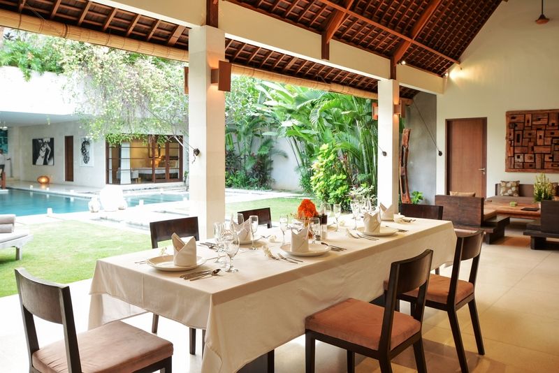 Nyaman Villa *