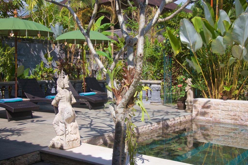 Hotel Taman Rahasia Tropical Sanctuary And