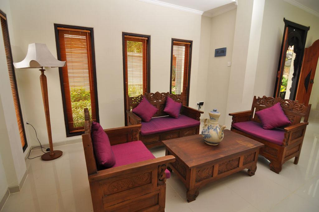 Kandava Villa *