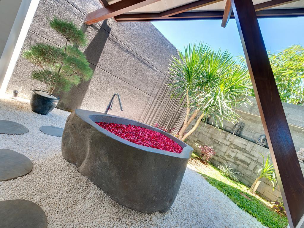 The Layar - Designer And Spa, Chse Certified