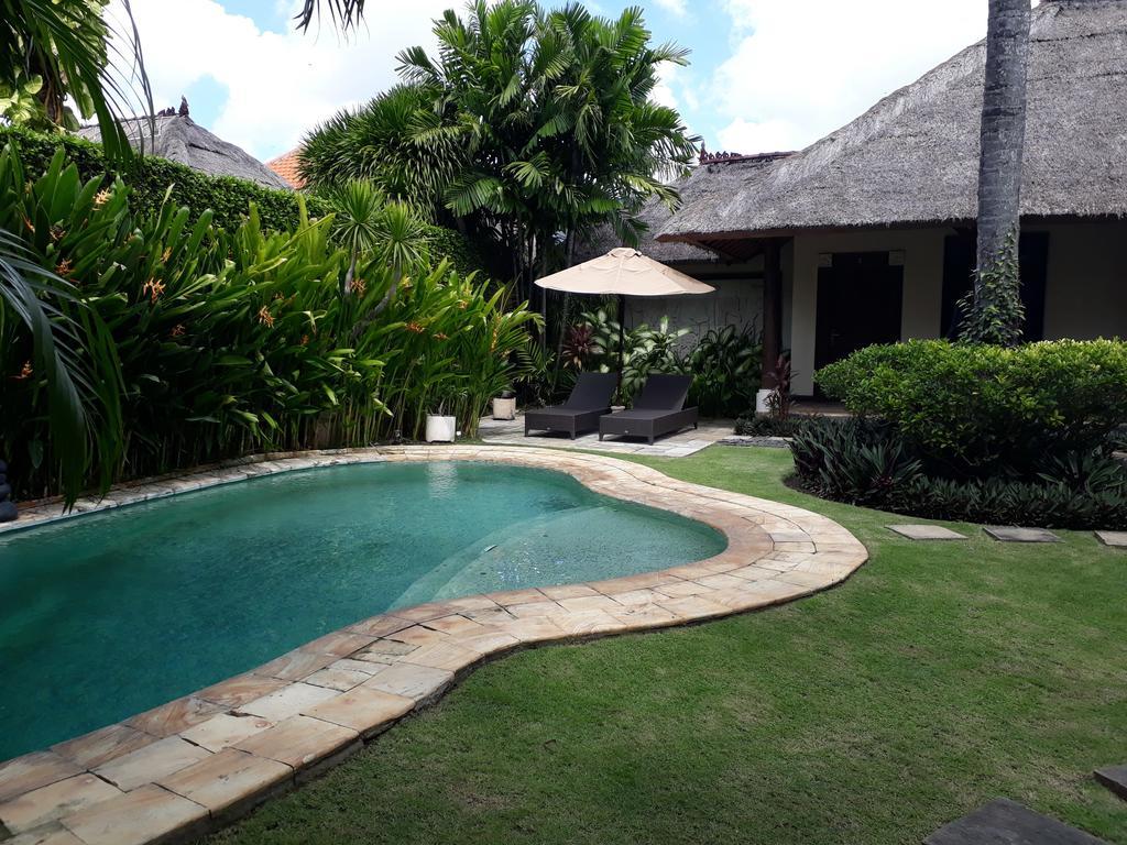 Villa Bay
