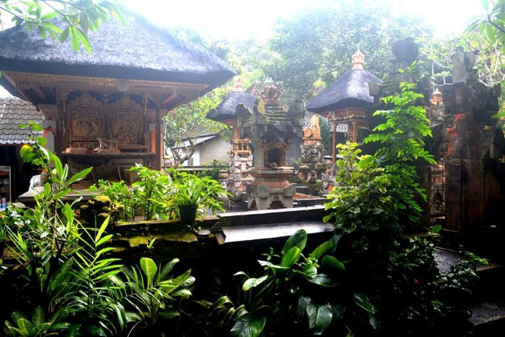 Manik House Guest house *