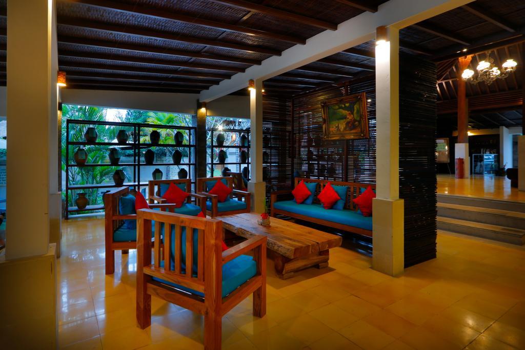 Villa Alam Puisi *