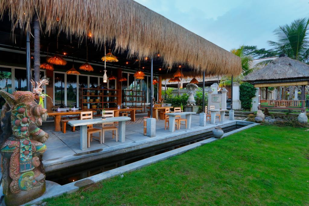 Villa Alam Puisi