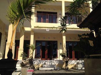 Wisma tamu Sari Buana 2*