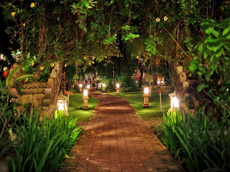 Hotel Puri Saron