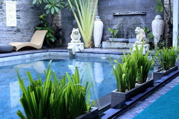 Dedy 2* Kuta (Bali)