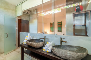 Illam Seminyak (Bali)