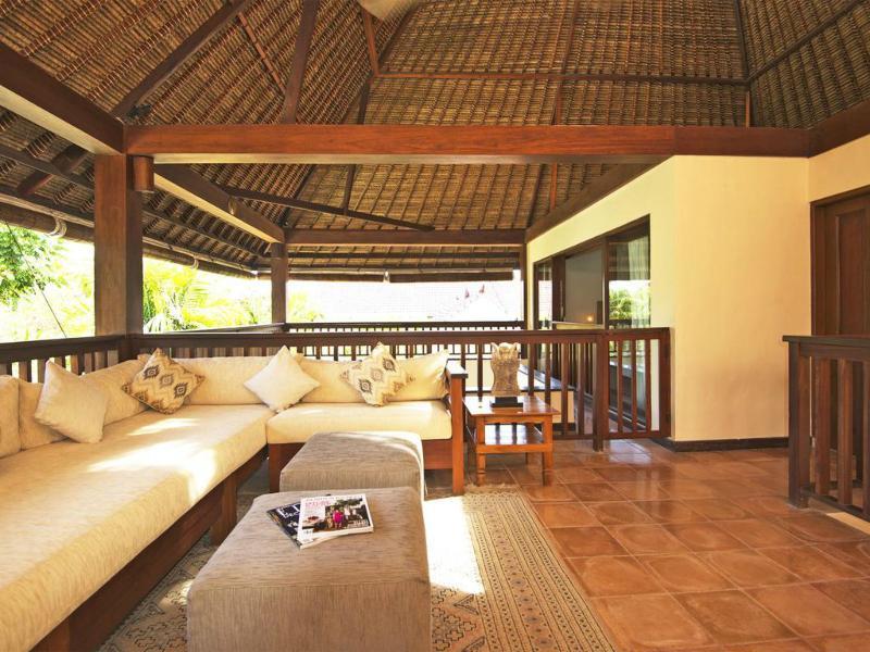Kubu Villa