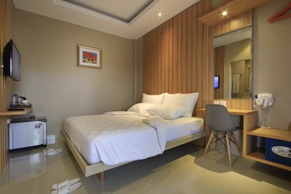 Puri Padma 3*