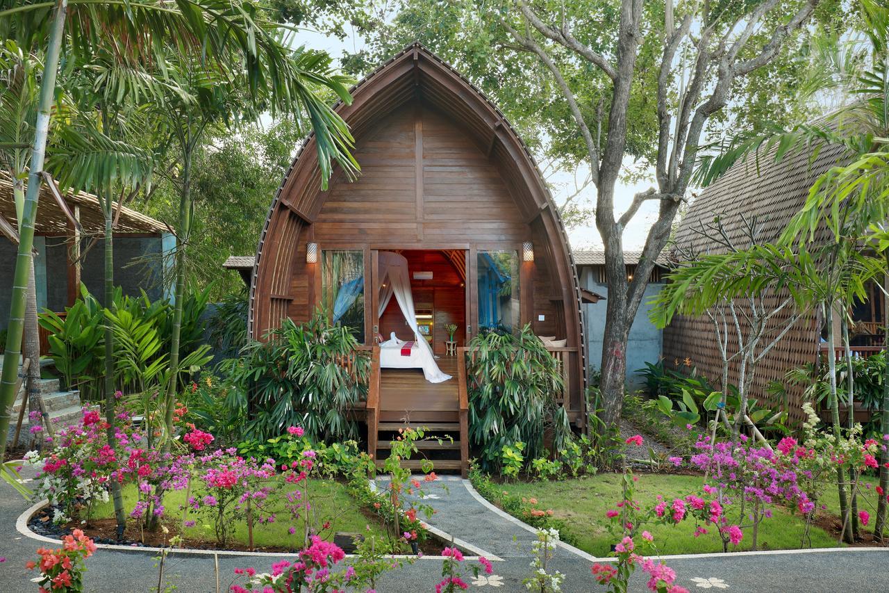 Lumbung 3* Uluwatu (Bali)