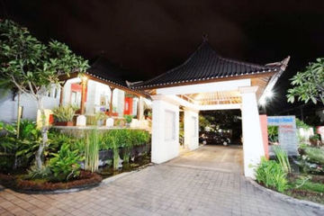 Hotel Bakung 3*