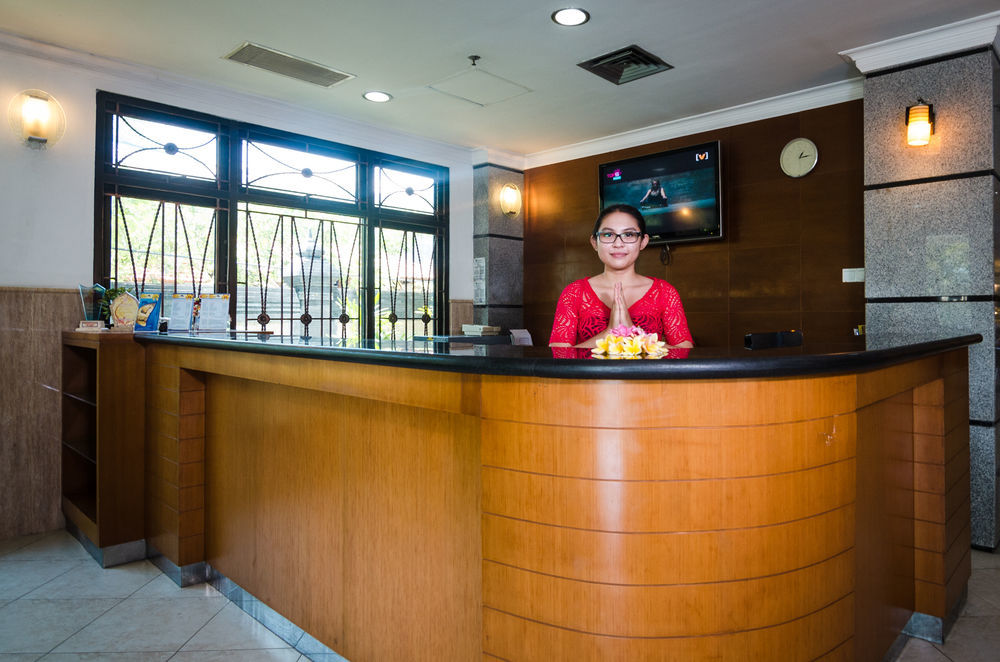 Hotel Bali Paradise 3*