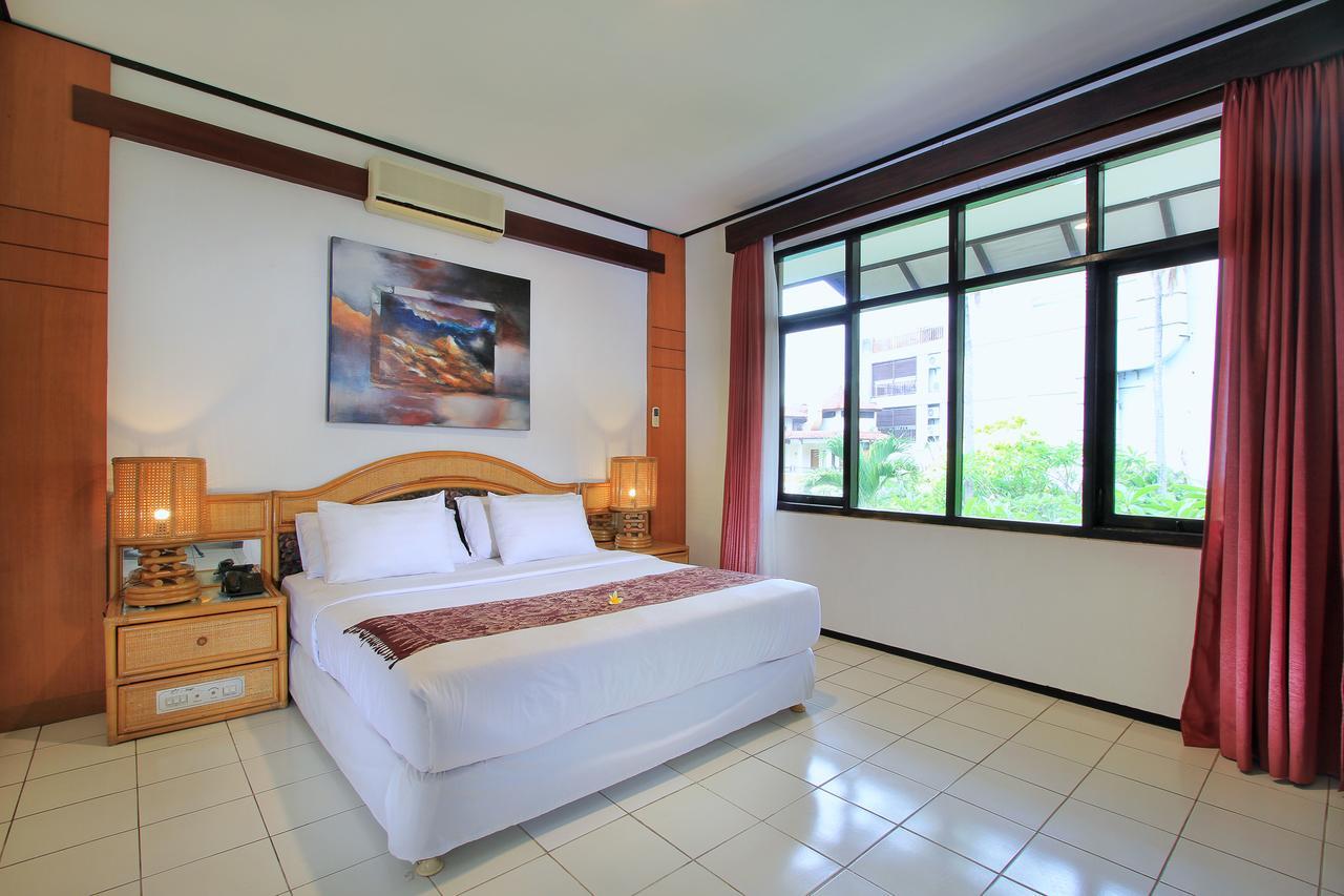 Hotel Puri Naga Beachfront Legian (Bali)