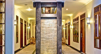 Kuta Ecostay Guest house *