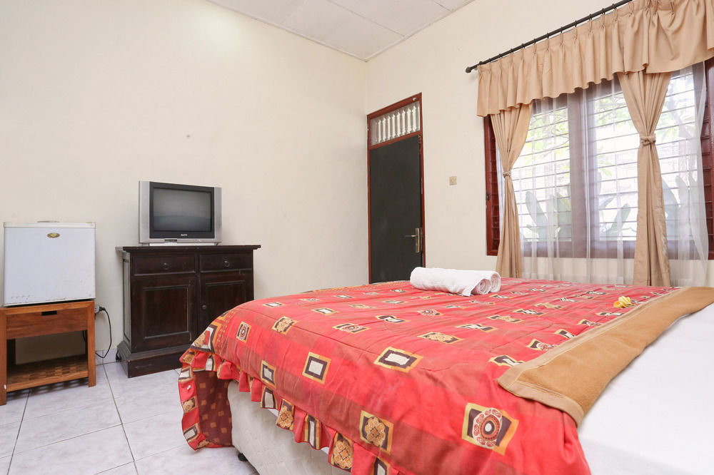 Kedin's Hotel