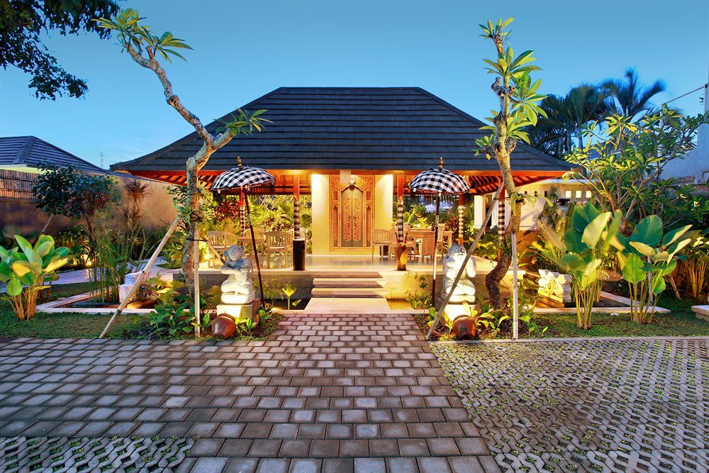New Sara * Seminyak (Bali)