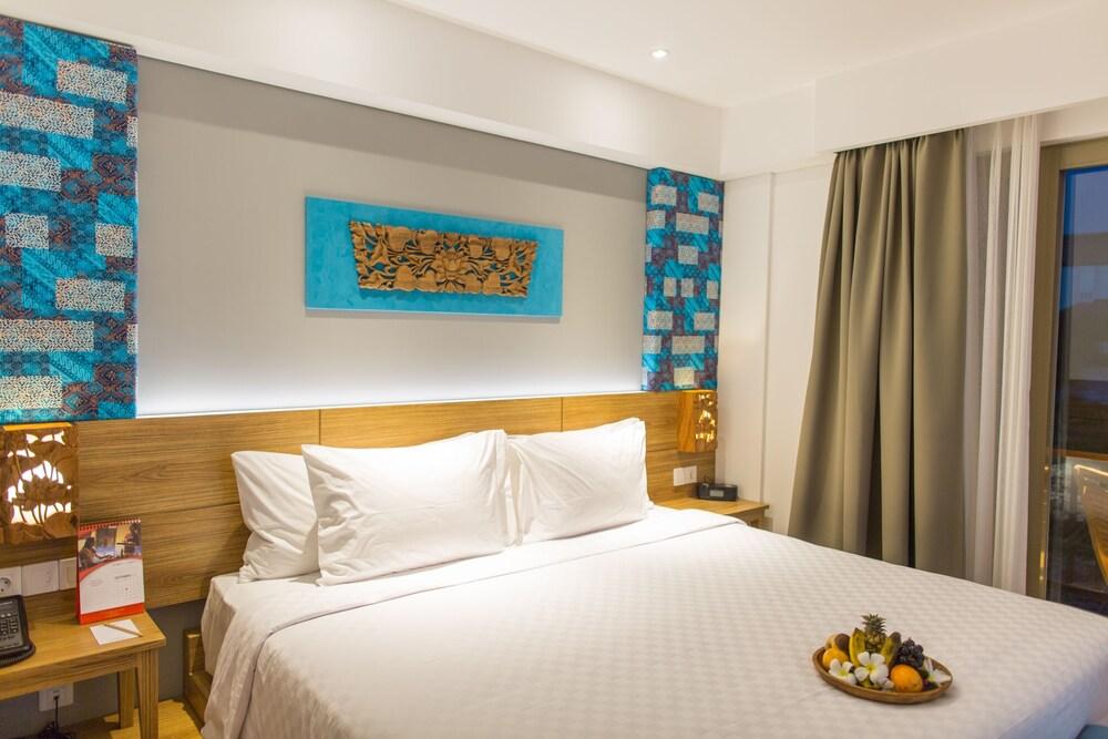 D'primahotel Petitenget 2 4*
