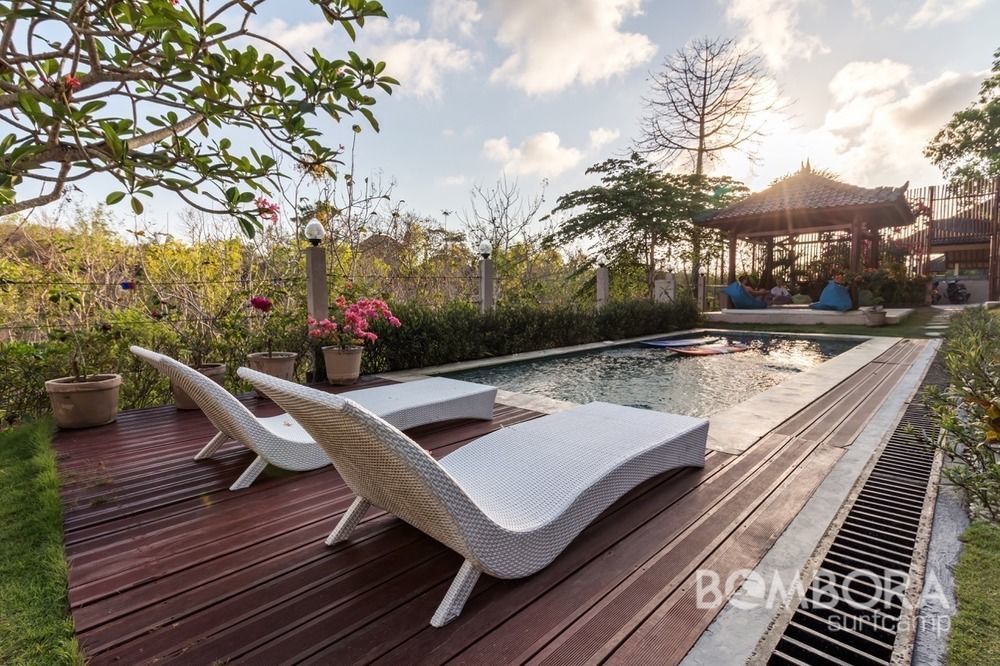 Wisma tamu Bombora Surf Camp Uluwatu (Bali)