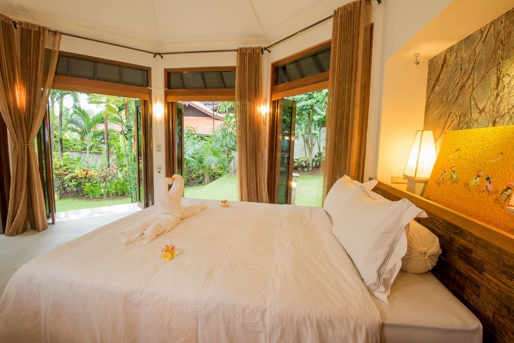Cove Urbanest 4*