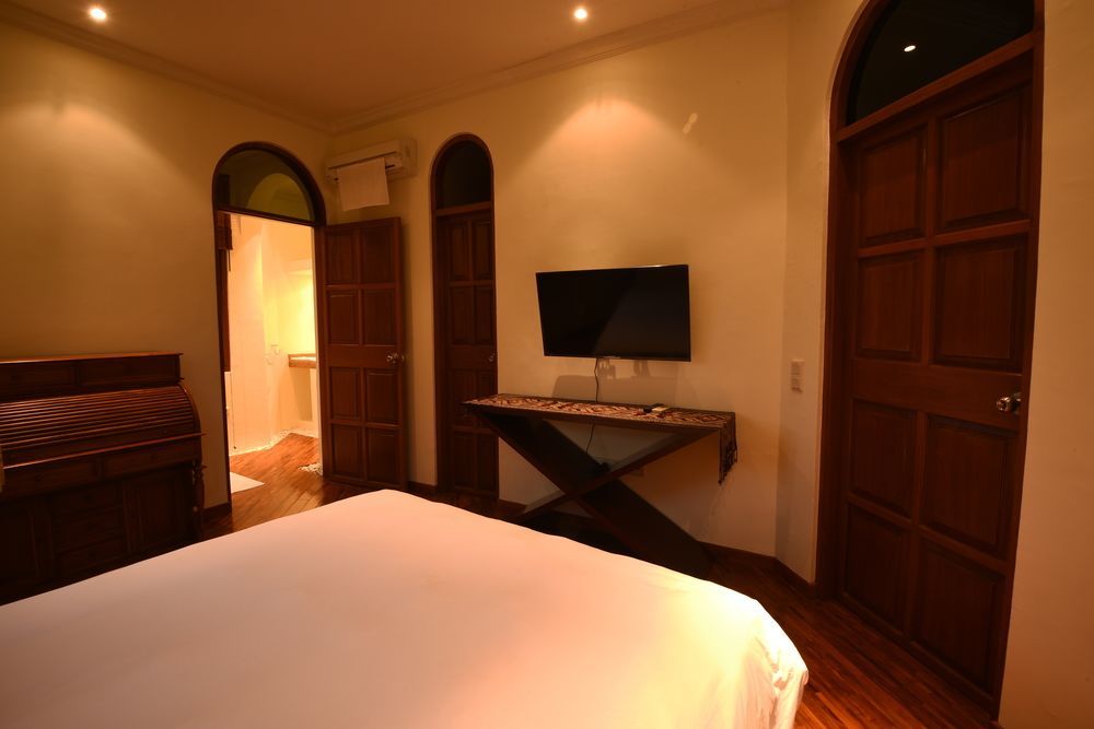 Cove Urbanest Hotel Seminyak (Bali)