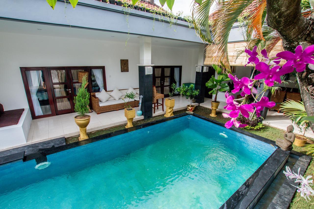 Av Coco Villa