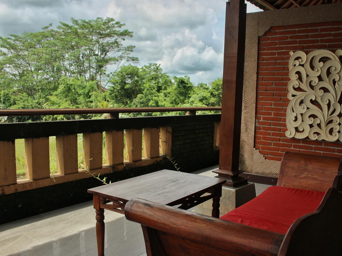 Saren Indah Hotel 3*