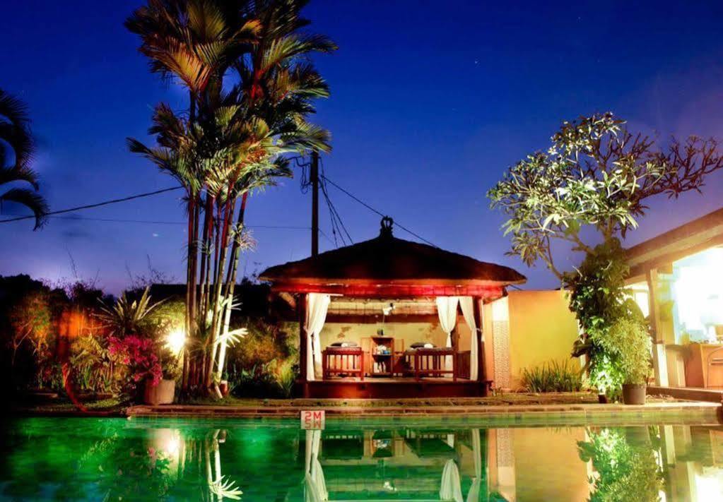 Aqua Octaviana Bali Canggu (Bali)