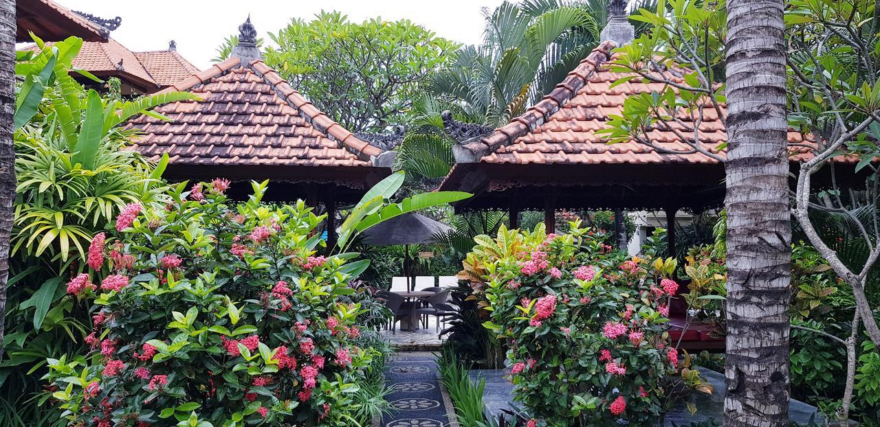 Kusnadi Hotel Legian (Bali)