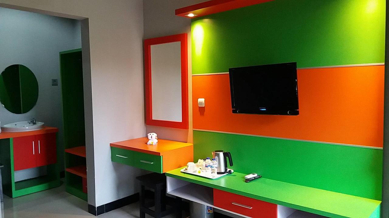 Bali Mega Hotel 3*