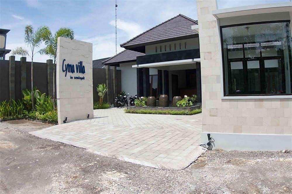 Villa M Two *
