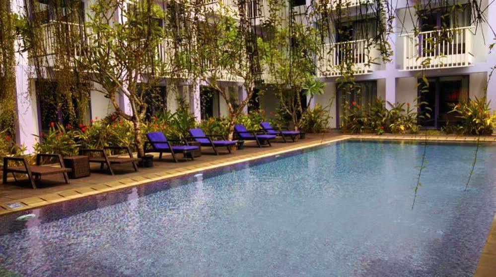 Conjioo Kuta Managed By Mhm Hotel 3*