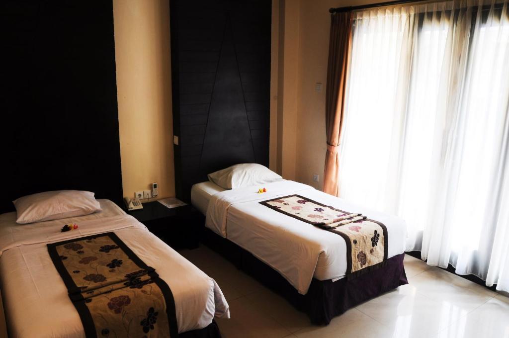 Taman Tirta Ayu Pool And Mansion Tuban (Bali)