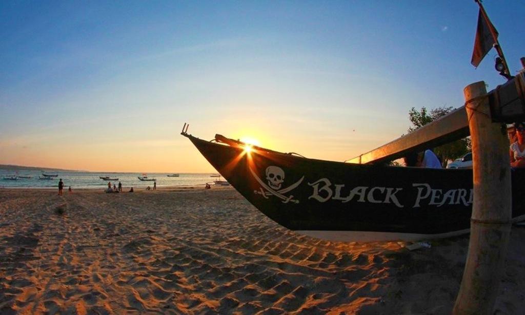 Hotel Sulis & Kuta (Bali)