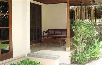 Hotel Puri Bambu 3*