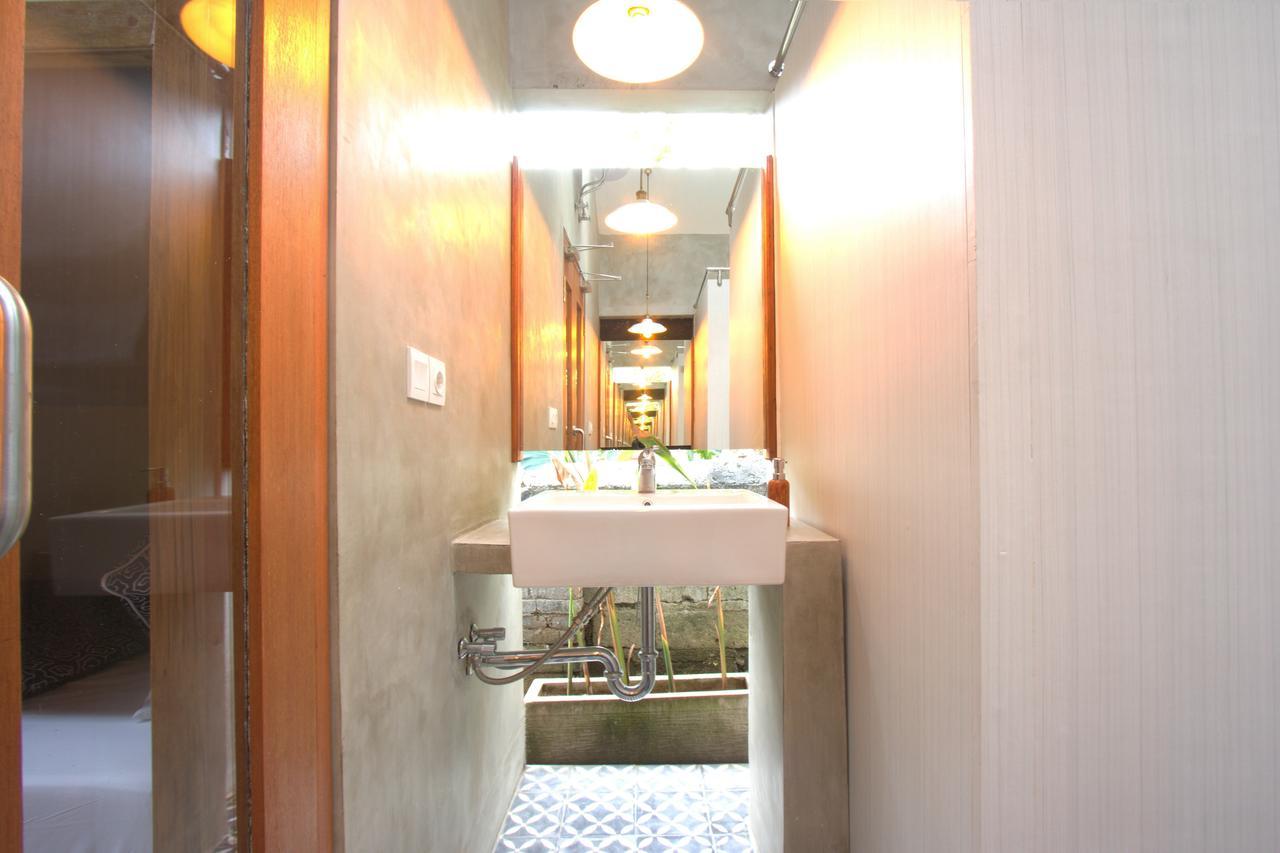 Sunshine Vintage House